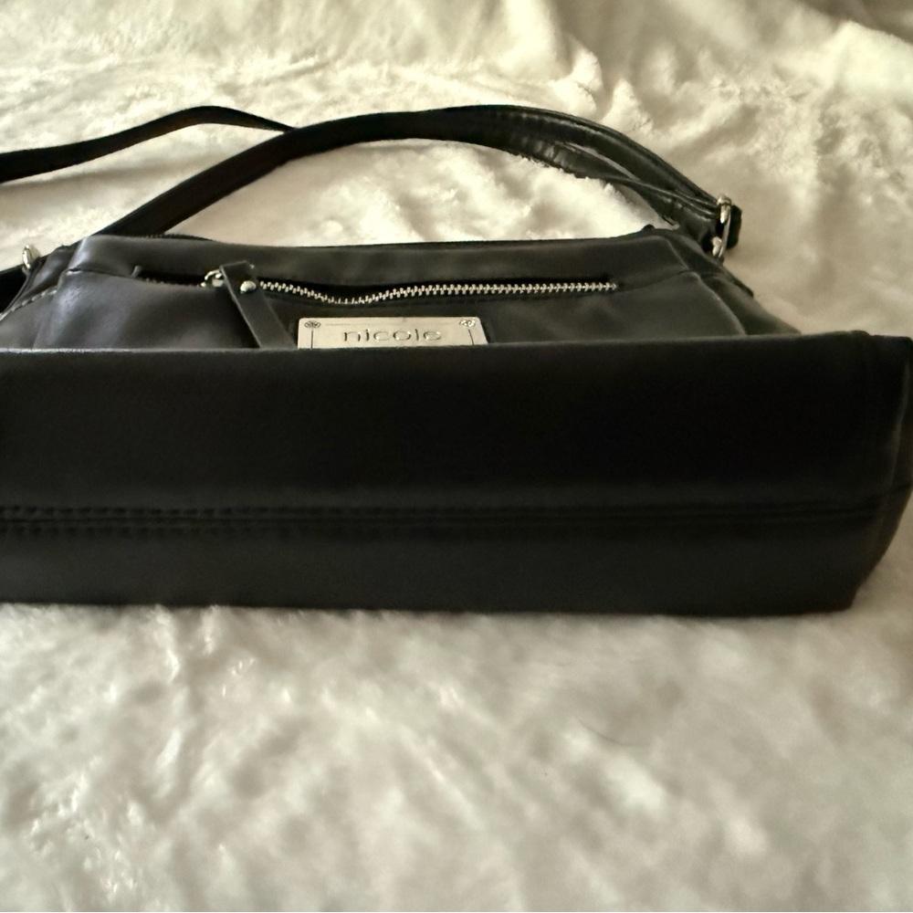 Nicole by Nicole Miller Black Crossbody Handbag - Picture 4 of 6